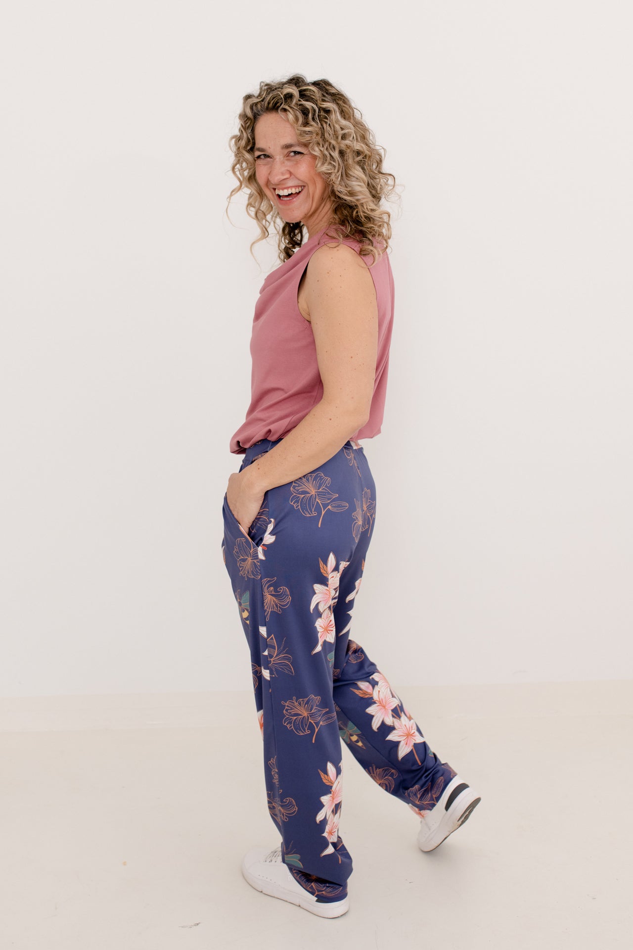 Konekto Jumpsuit Komfort Glow Lily mit Blush