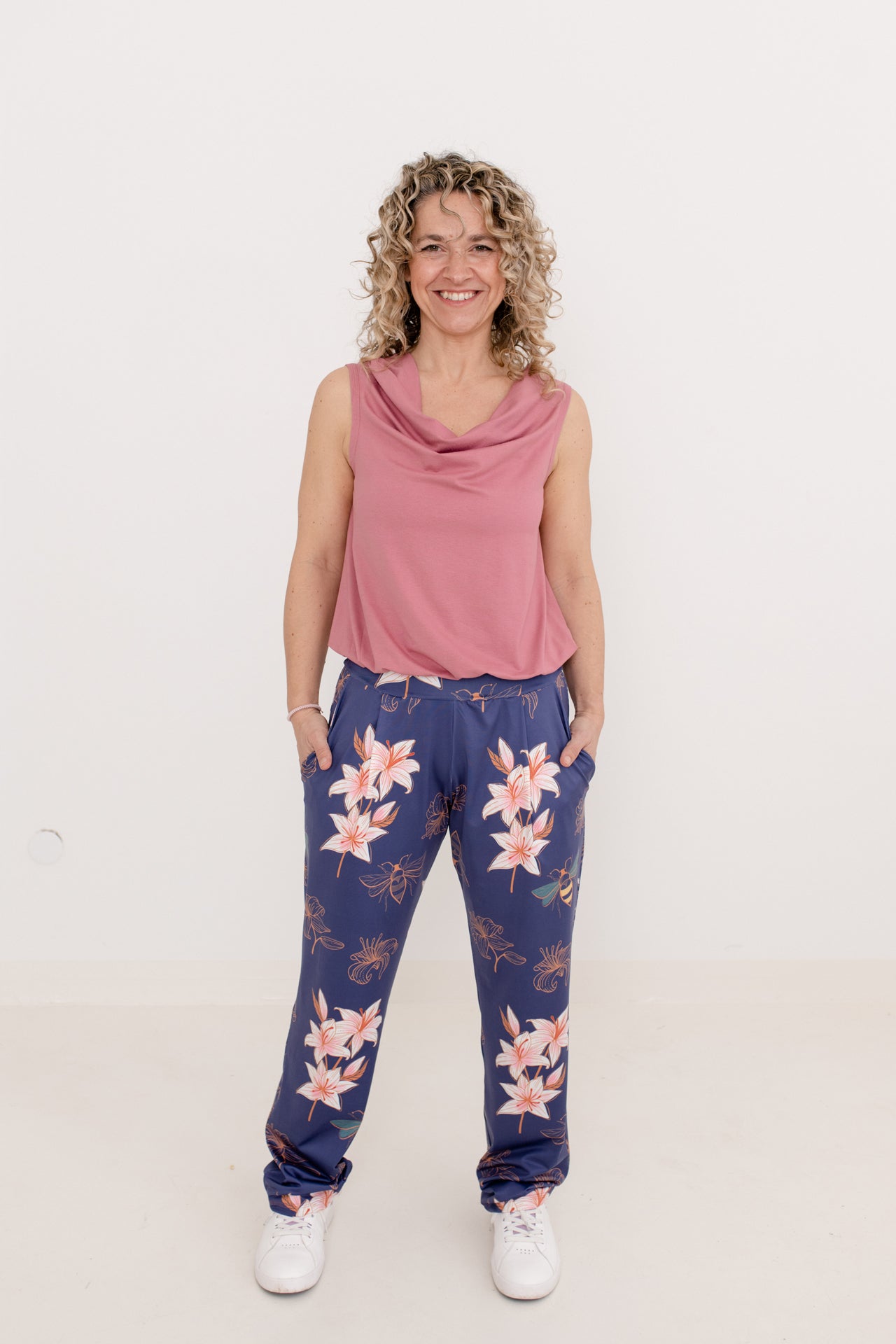 Konekto Jumpsuit Komfort Glow Lily mit Blush